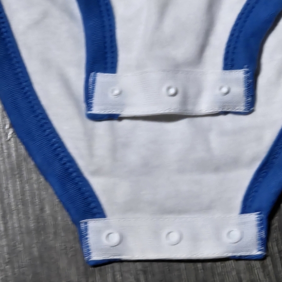 Newest Los Angeles Charger Fan Onesie NWOT - Picture 4 of 6